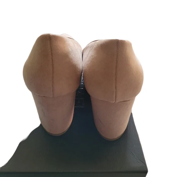 Heels 👠 - Picture 3 of 4